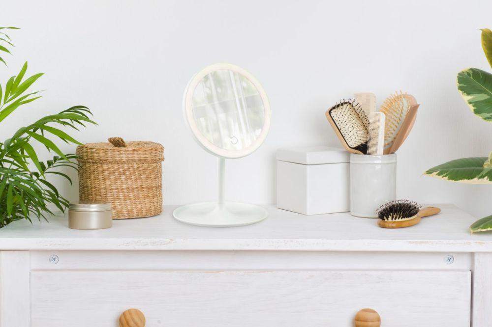Mirrors&More Liara LED make-up kosmētiskais spogulis