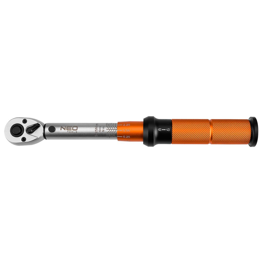NEO TOOLS Instrumenti un Mēriekārtas //