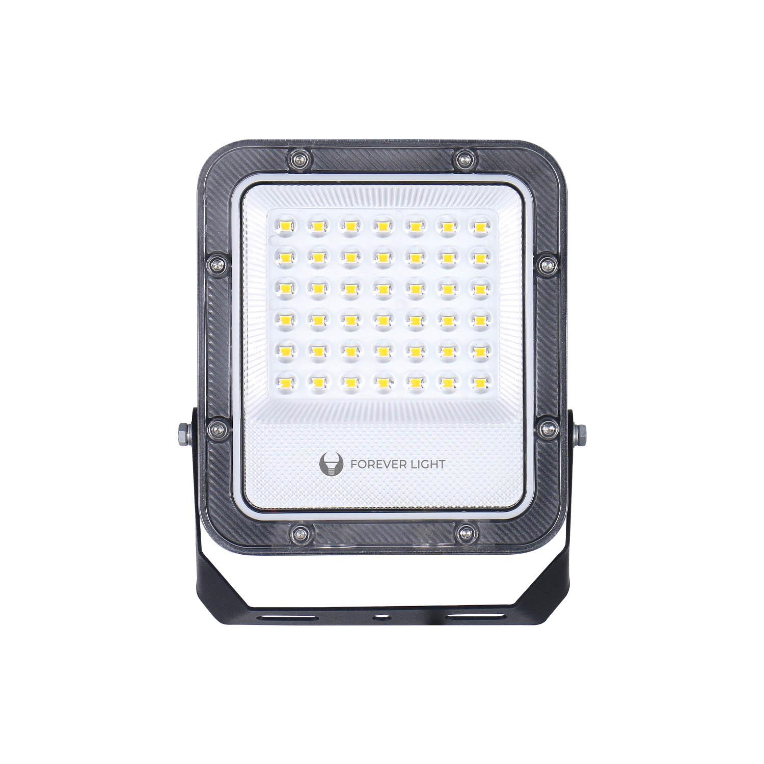 PLASTROL Apgaismojums LED // Prožektori LED