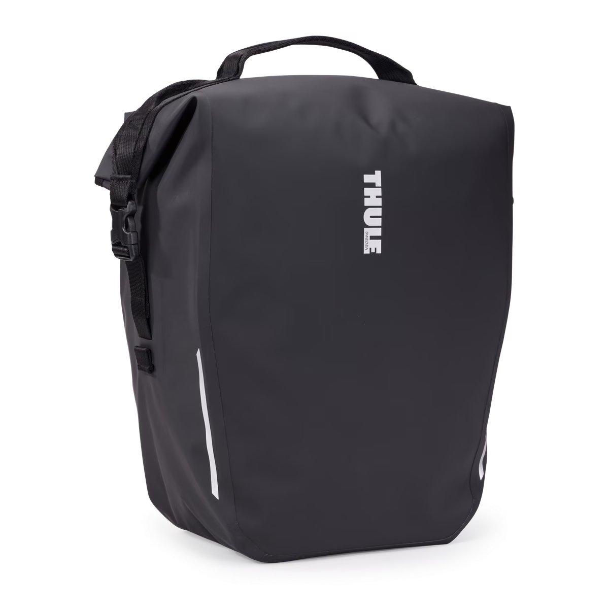 Thule 5476 Shield Pannier 22L with
