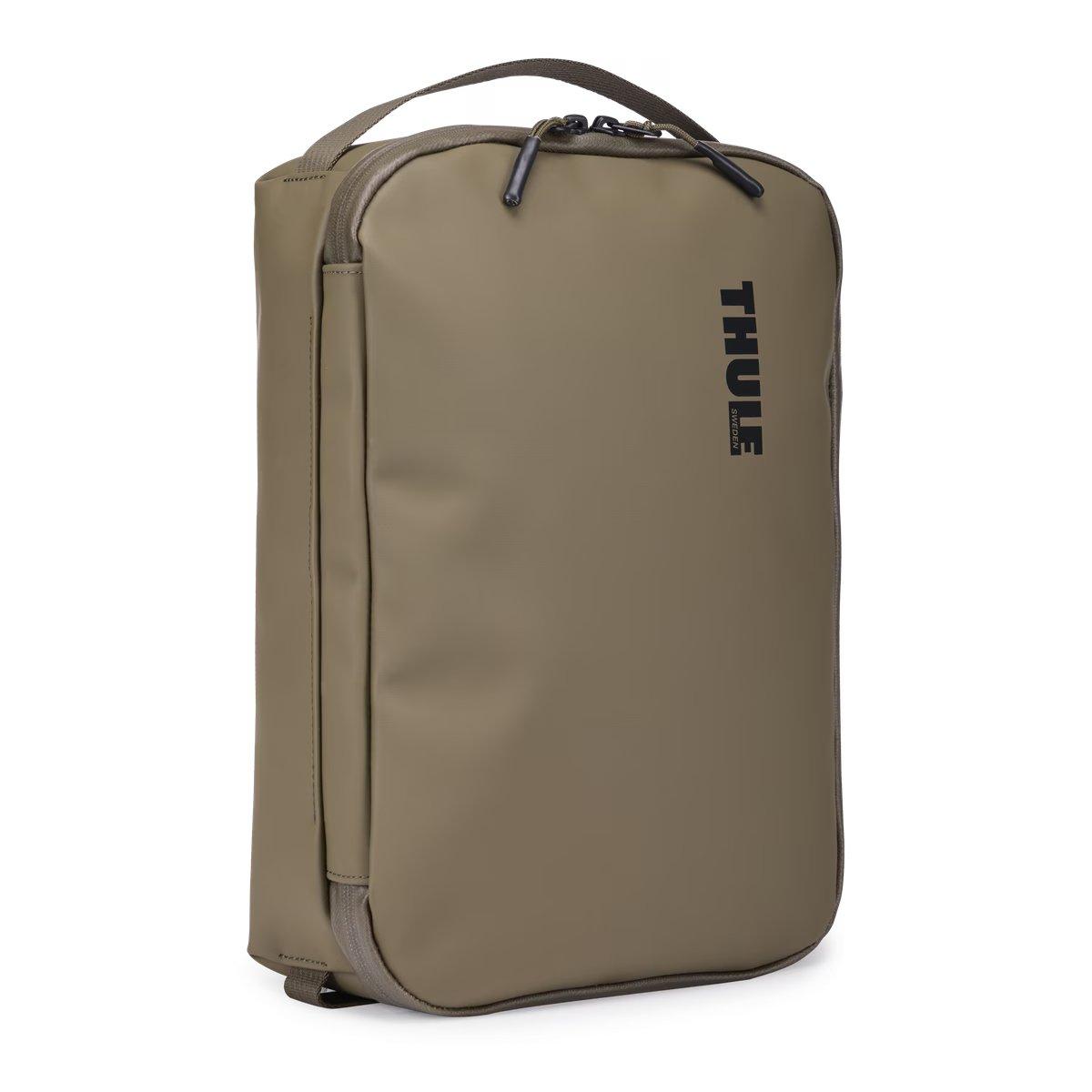 Thule 5608 Chasm Medium Gear Cube