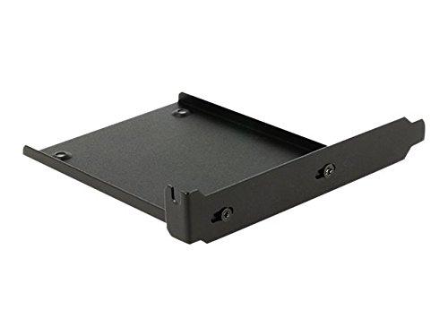 DeLOCK adapter mocujący dysk SSD w