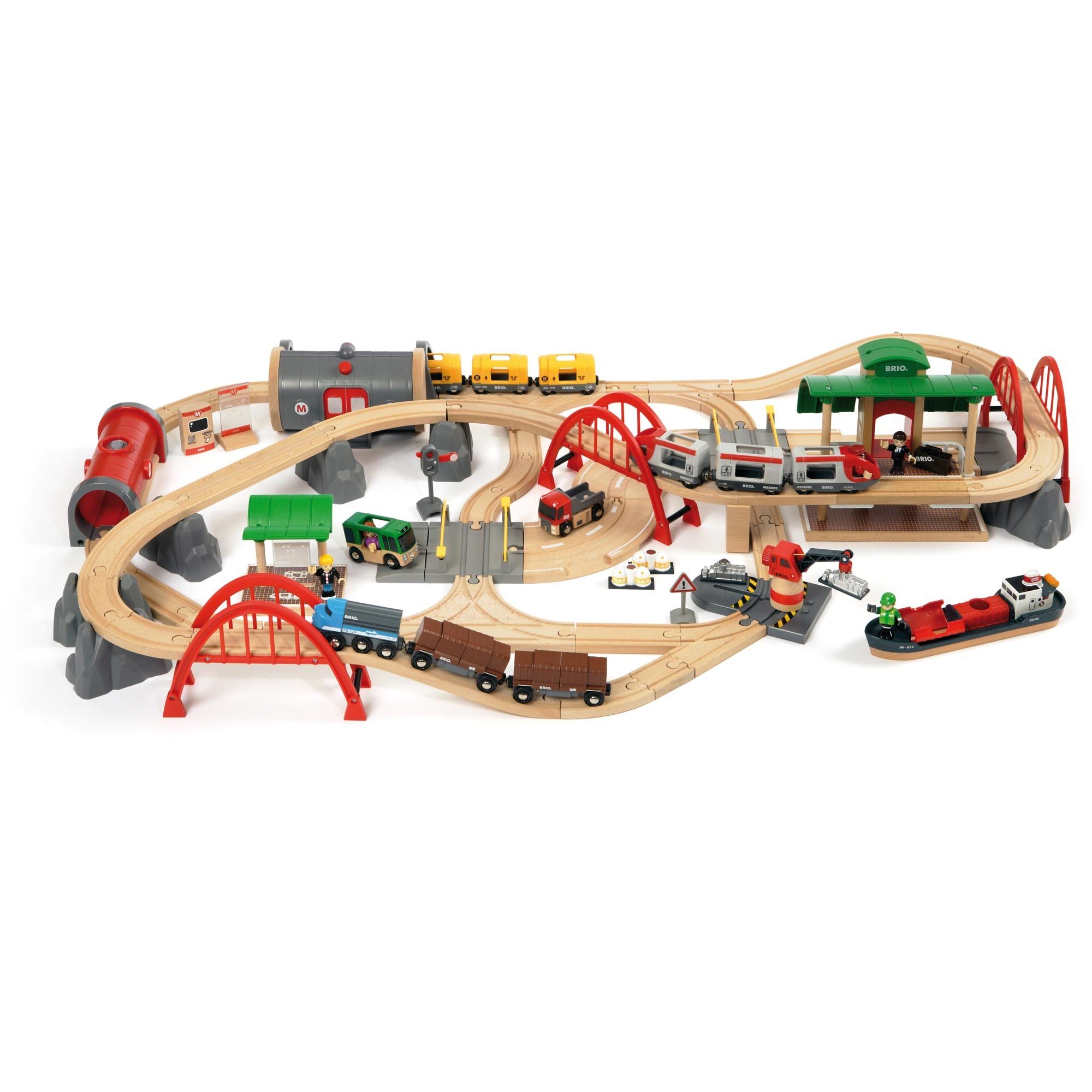 Ravensburger BRIO Deluxe Railway Set (33052)