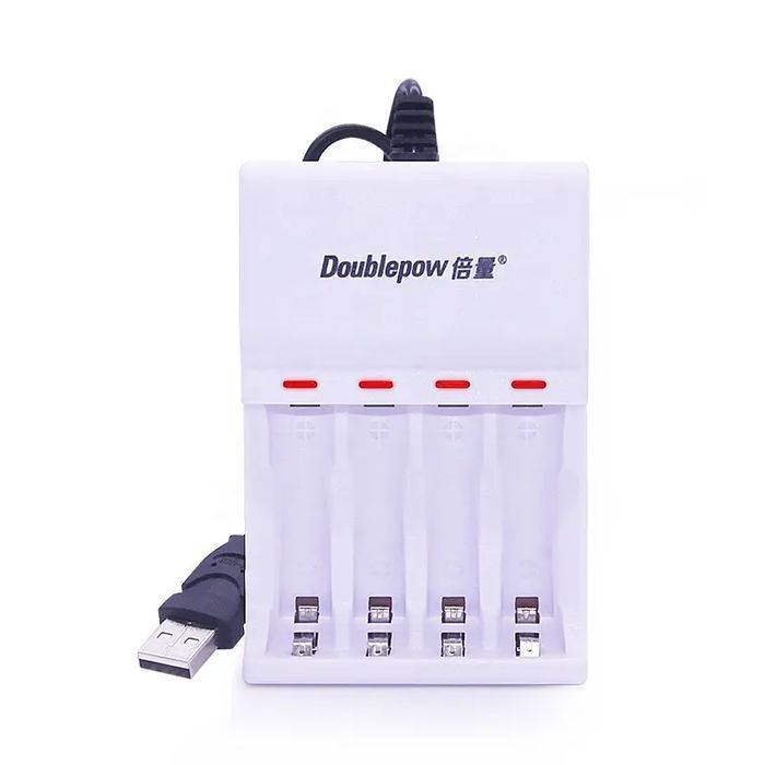 Doublepow DP-U82 4x portu USB akumulatoru