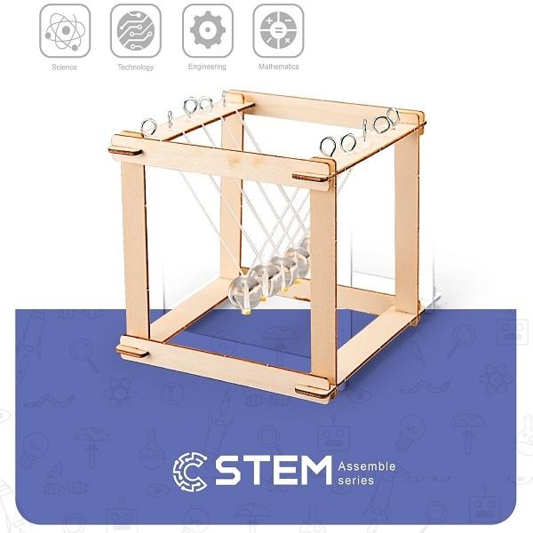 Wooden Assembly Kit Newton`s Pendulum, STEM