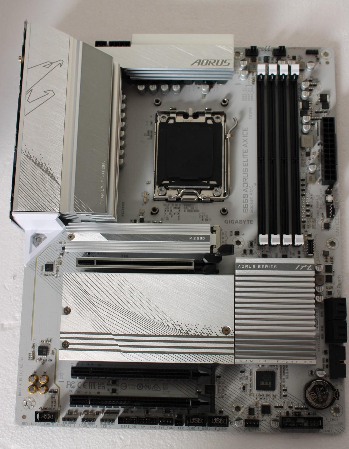 SALE OUT. Gigabyte USED