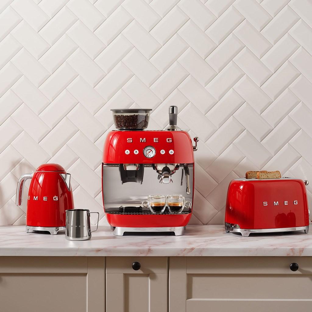 Smeg 50`s Style Kettles KLF03RDEU Red