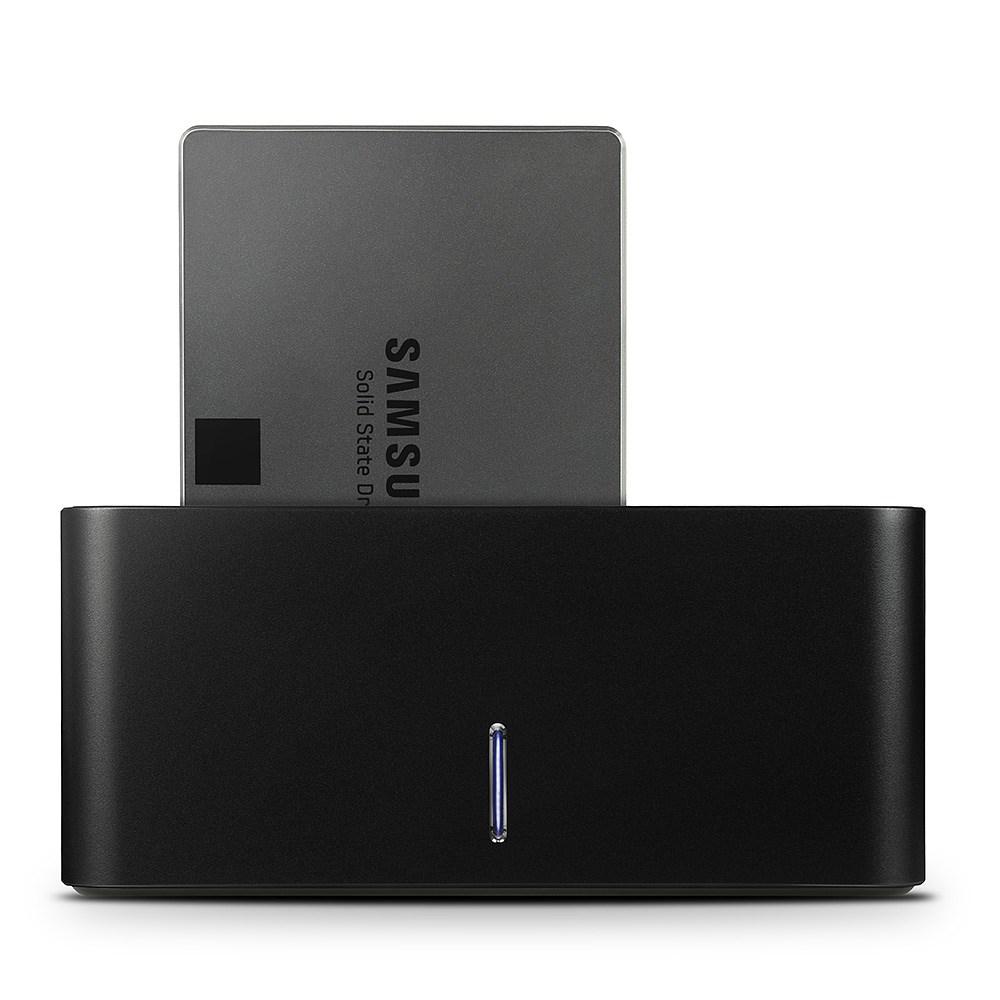 Axagon ADSA-SN storage drive docking station