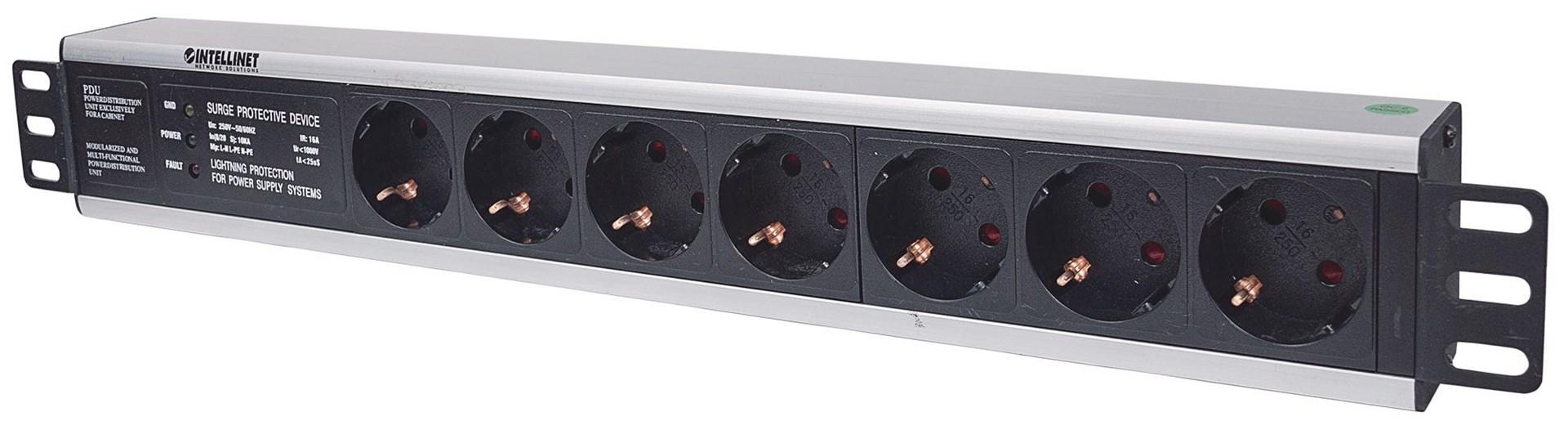 Intellinet 19" 1.5U Rackmount 7-Output