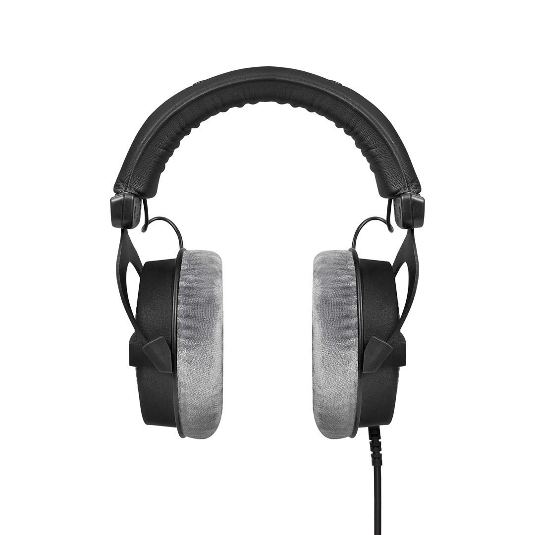 Beyerdynamic DT 990 PRO Headphones Wired