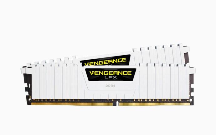 Corsair Vengeance LPX memory module 32