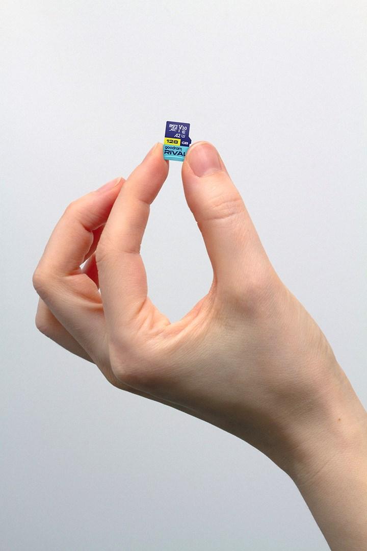 GOODRAM RIVAL M2AA 128 GB MicroSDXC